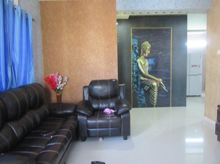 1) Li Id : 127 - Hall.JPG